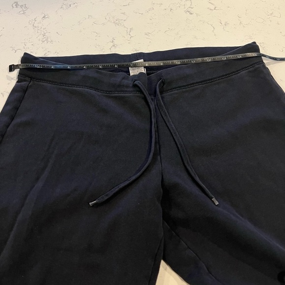 GAP Comfy Black Flare Sweatpants Yoga Pants with Drawstring Waist Size Small - Picture 3 of 9